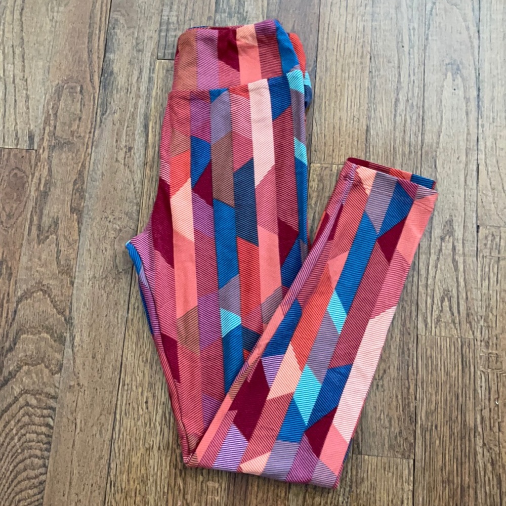 Lularoe geometric leggings